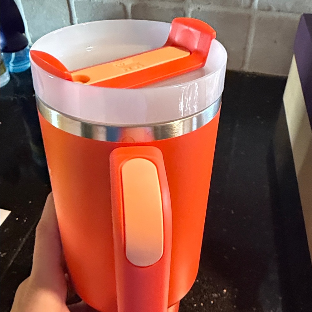 Stanley Vibrant Orange Insulated Mug - Picture 2 of 3